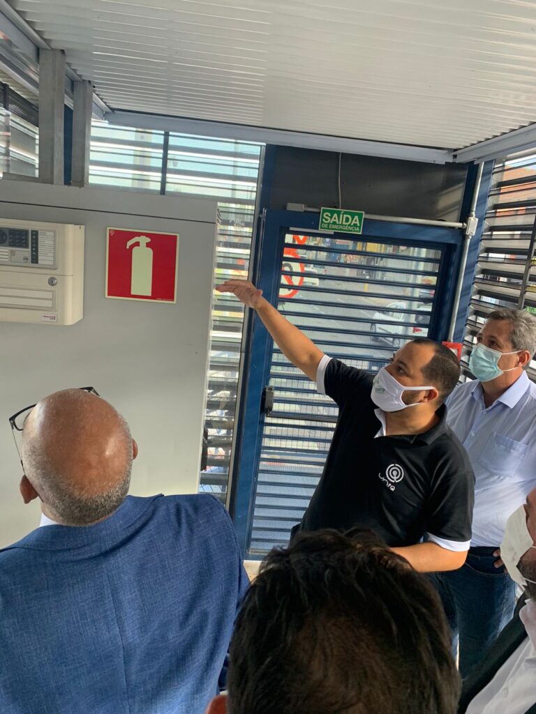 Coordenador de Implantação UniQ, apresentando a tecnologia usada para gerenciar o BRT Sorocaba