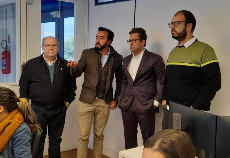 Lemos (Jurídico EMDEC); Fernando Cesar (CEO UniQ); Vinicius Lima (Presidente EMDEC); e Fernando de Caires (Secretário de Transportes de Campinas) visitam CCO da UniQ no BRT Sorocaba