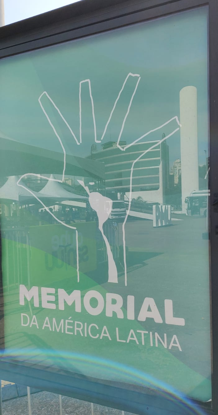 Banner do Memorial da América Latina