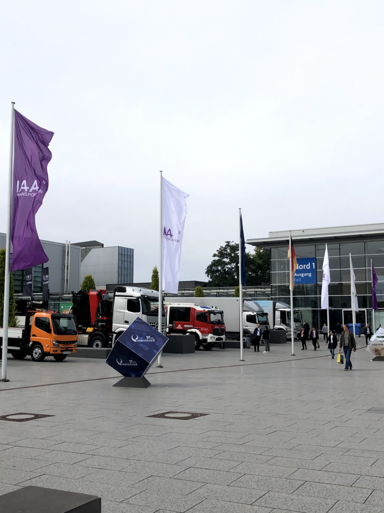 Planejamento urbano, transporte e inovação com a UniQ na IAA Transportation